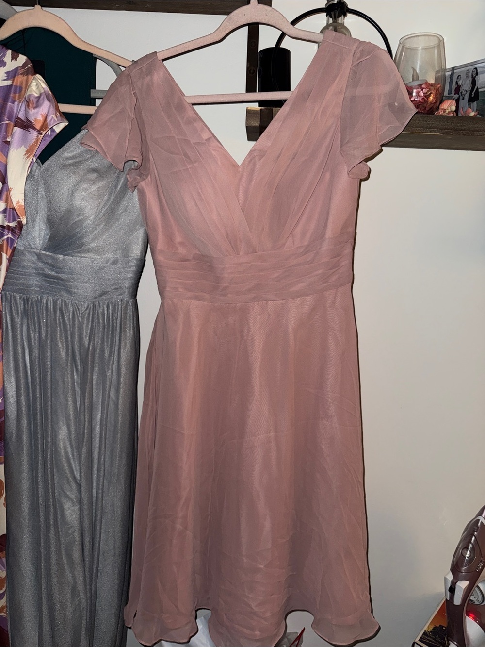 Dusty Rose V-Neck Chiffon Midi Dress